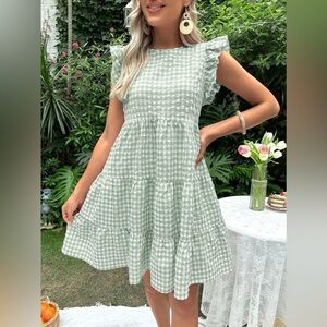SHEIN Green Gingham Maternity Nursing Dress